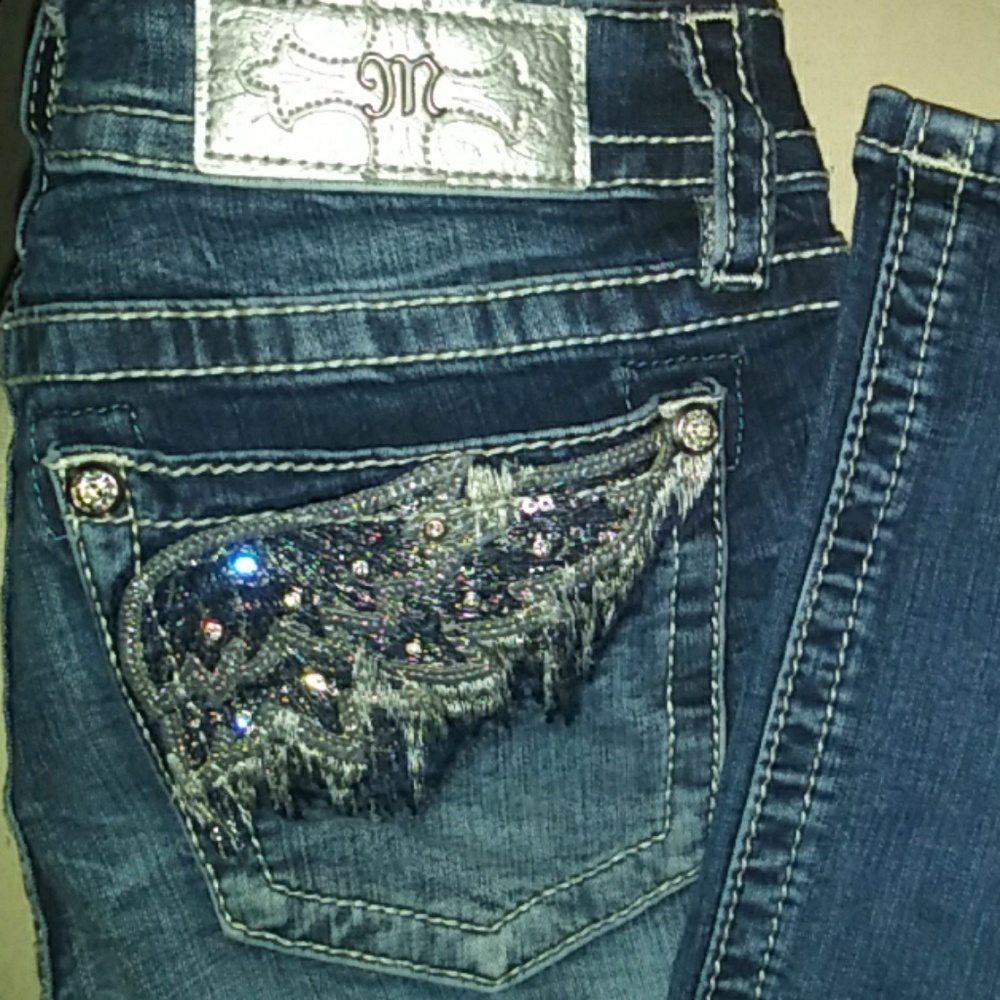 Miss Me signature bootcut size 28